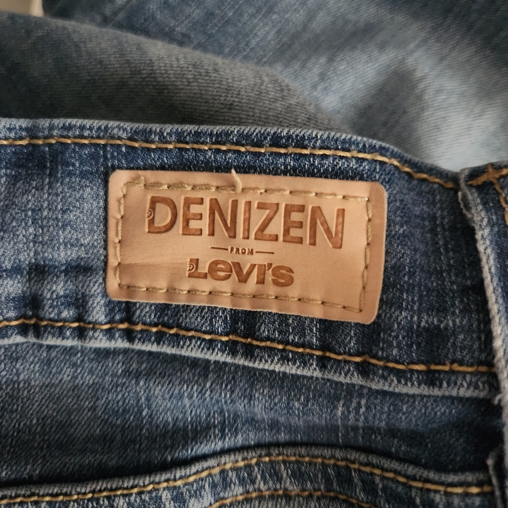 Levi's Denizen Curvy Slim Jeans Size 6M - Picture 3 of 6